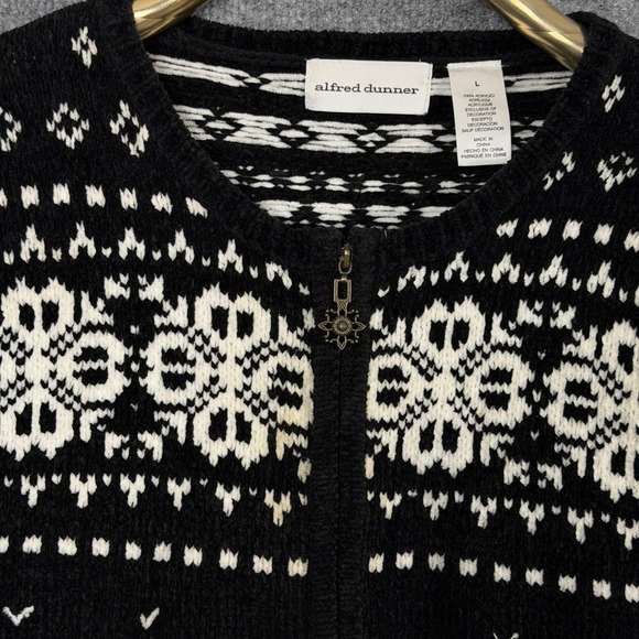 Vintage Alfred Dunner Holiday Sweater L Black Snowflake Ice Skater Sweater - Picture 5 of 13